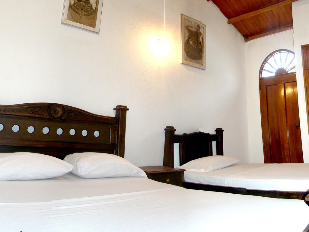 Hotel Casa Vieja Santa Marta  Bagian luar foto
