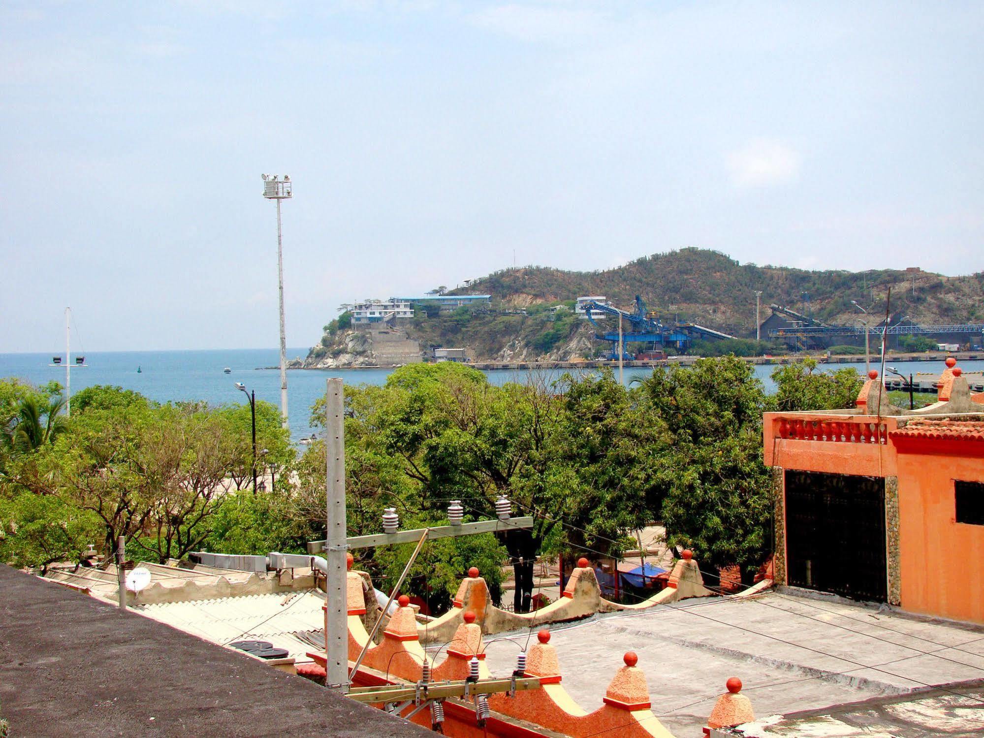 Hotel Casa Vieja Santa Marta  Bagian luar foto